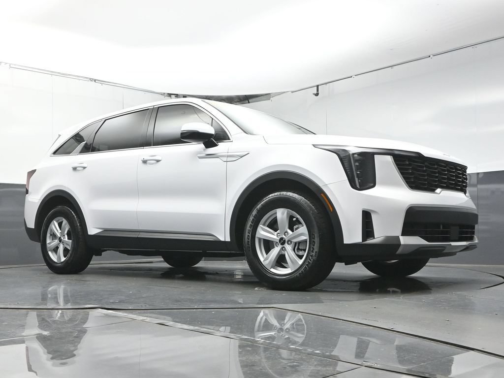 Used 2026 Kia Sorento LX FWD image 38