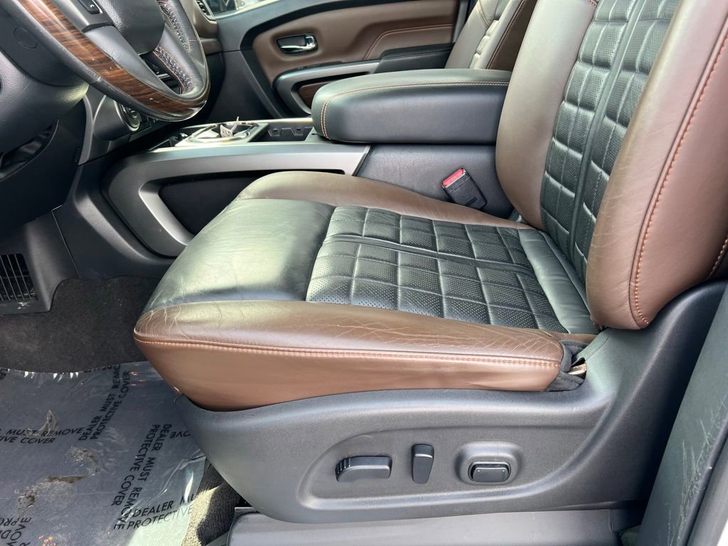 Used 2016 Nissan Titan Platinum Reserve image 11