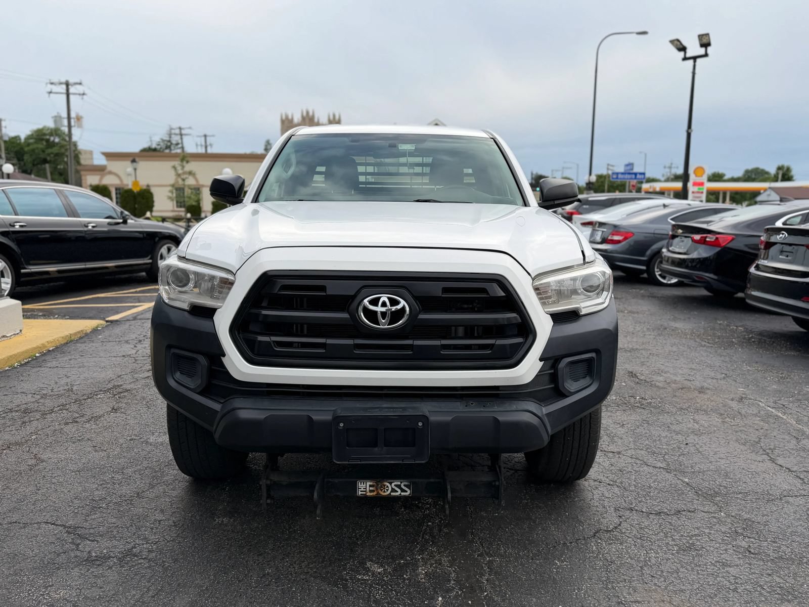 Used 2016 Toyota Tacoma SR AWD/4WD image 5