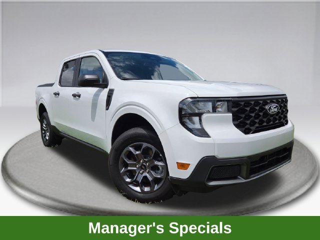 Used 2025 Ford Maverick XLT w/ Equipment Group 302A AWD/4WD image 2
