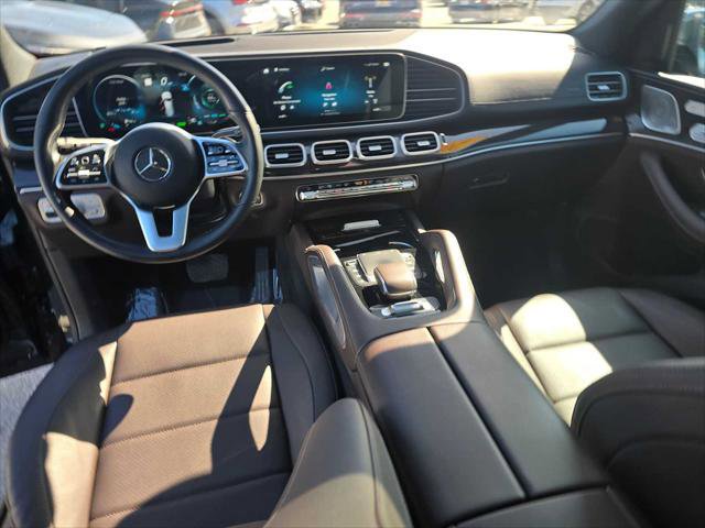Used 2022 Mercedes-Benz GLS 450 4MATIC image 23