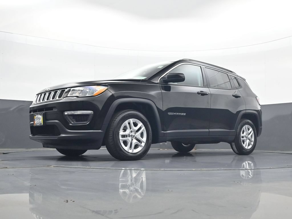 Used 2021 Jeep Compass Sport w/ Cold Weather Group FWD image 22