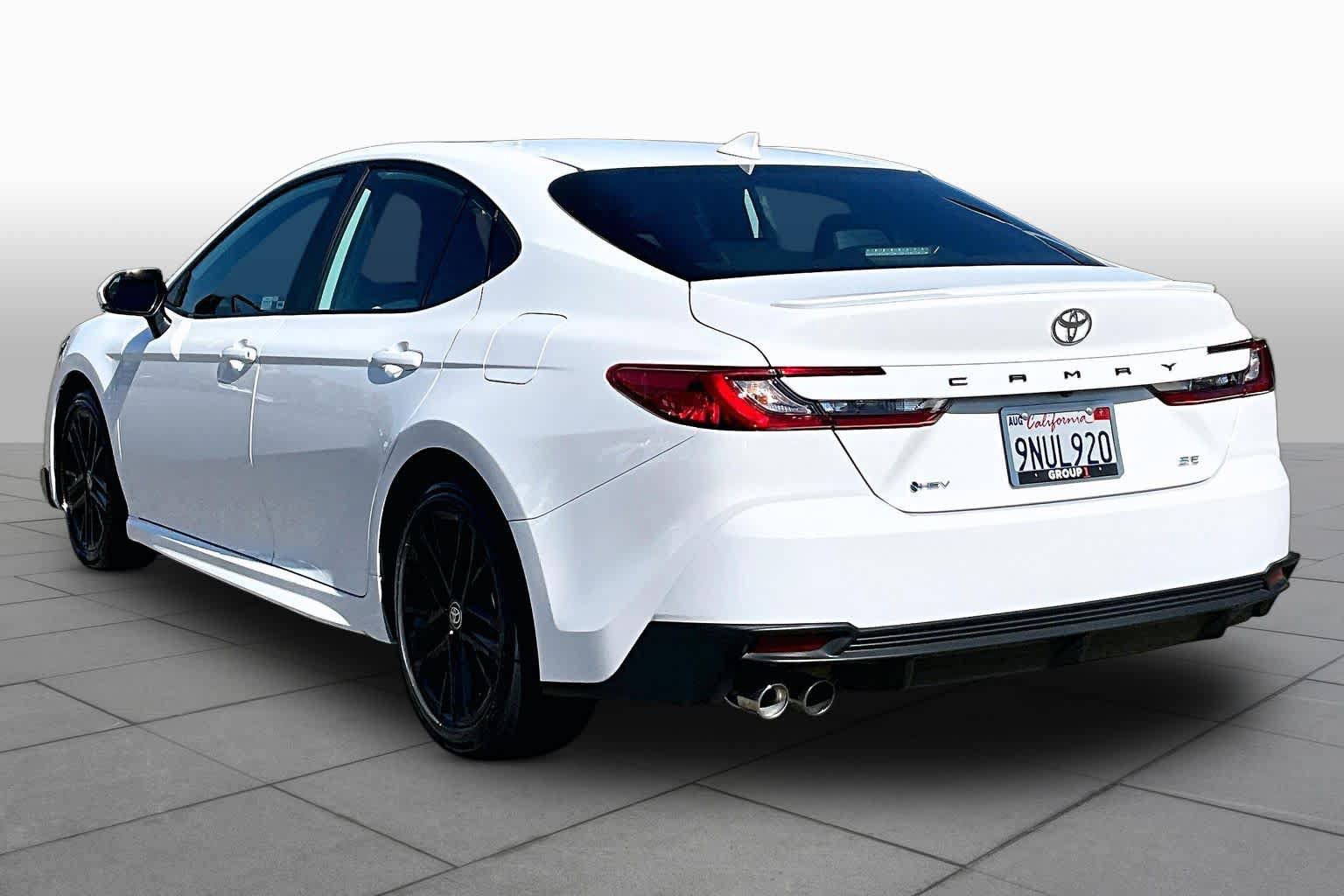 Certified 2025 Toyota Camry SE FWD image 11
