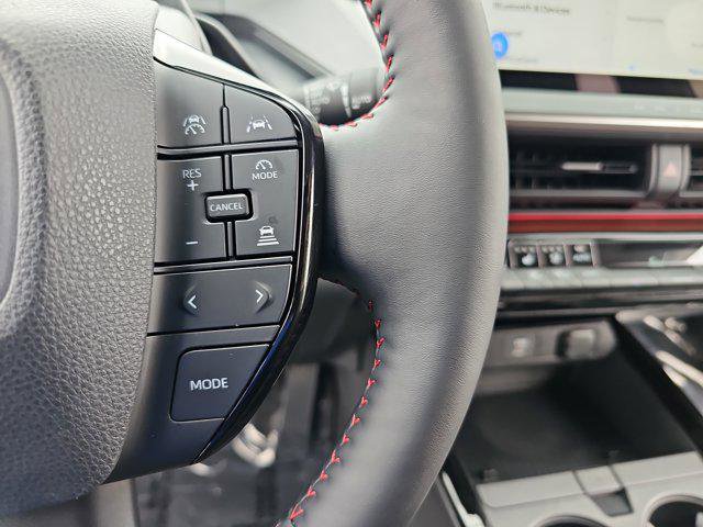 Used 2024 Toyota Prius Prime Premium image 18