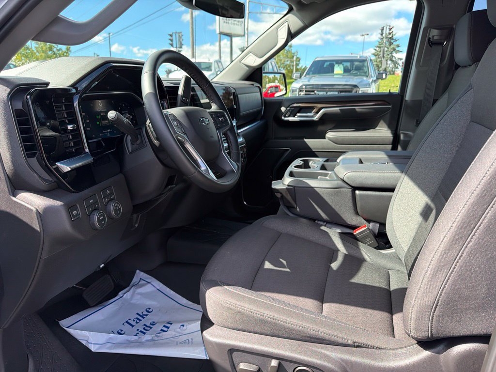 Certified 2026 Chevrolet Silverado 1500 RST w/ RST Select Package AWD/4WD image 14