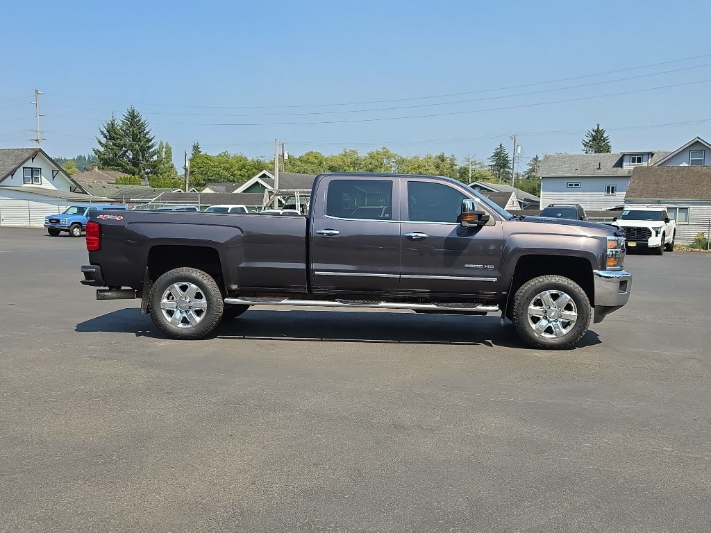 Used 2015 Chevrolet Silverado 3500 LTZ w/ Duramax Plus Package AWD/4WD image 7