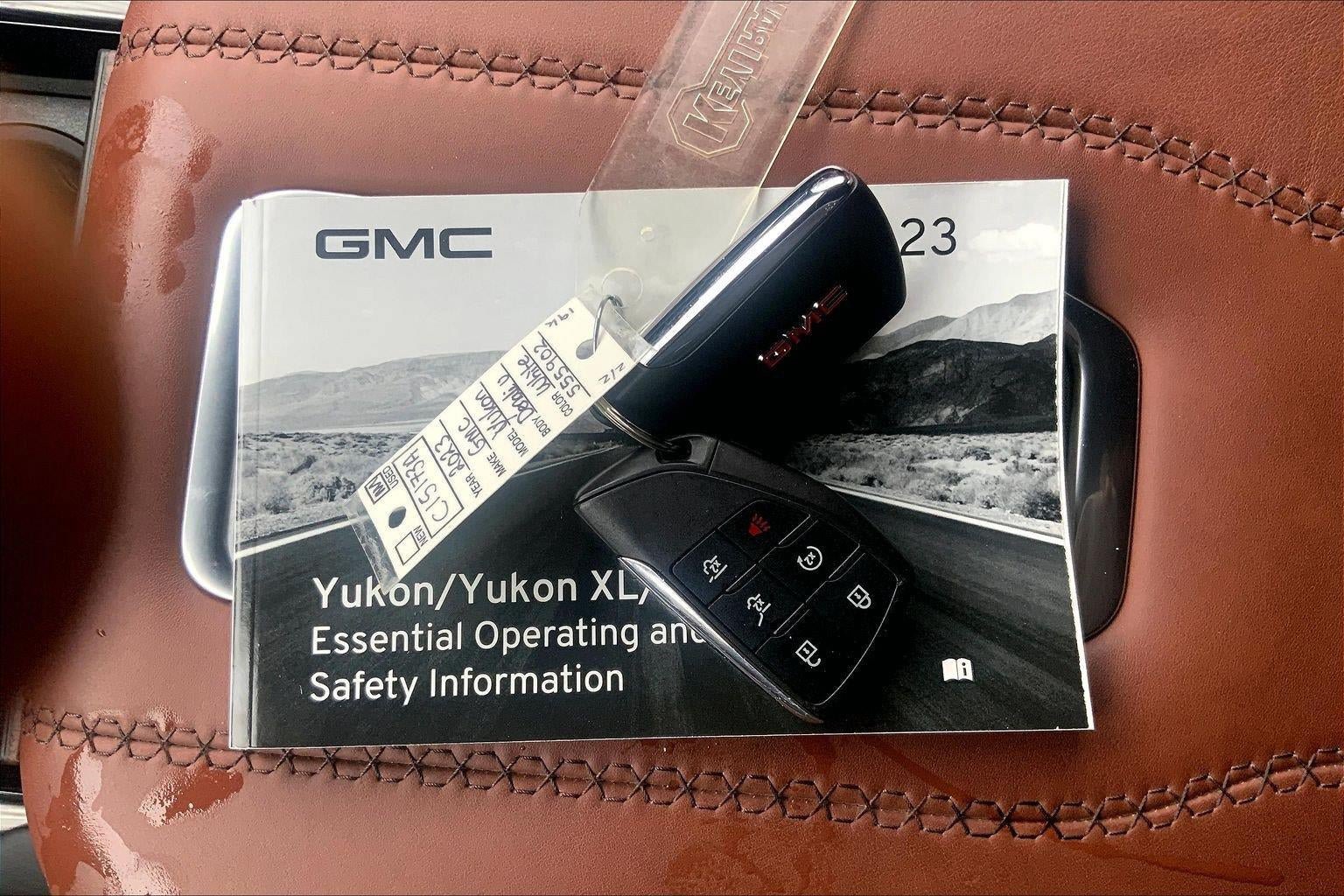 Used 2023 GMC Yukon XL Denali Ultimate AWD/4WD image 12