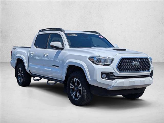 Used 2019 Toyota Tacoma TRD Sport w/ Technology Package image 3