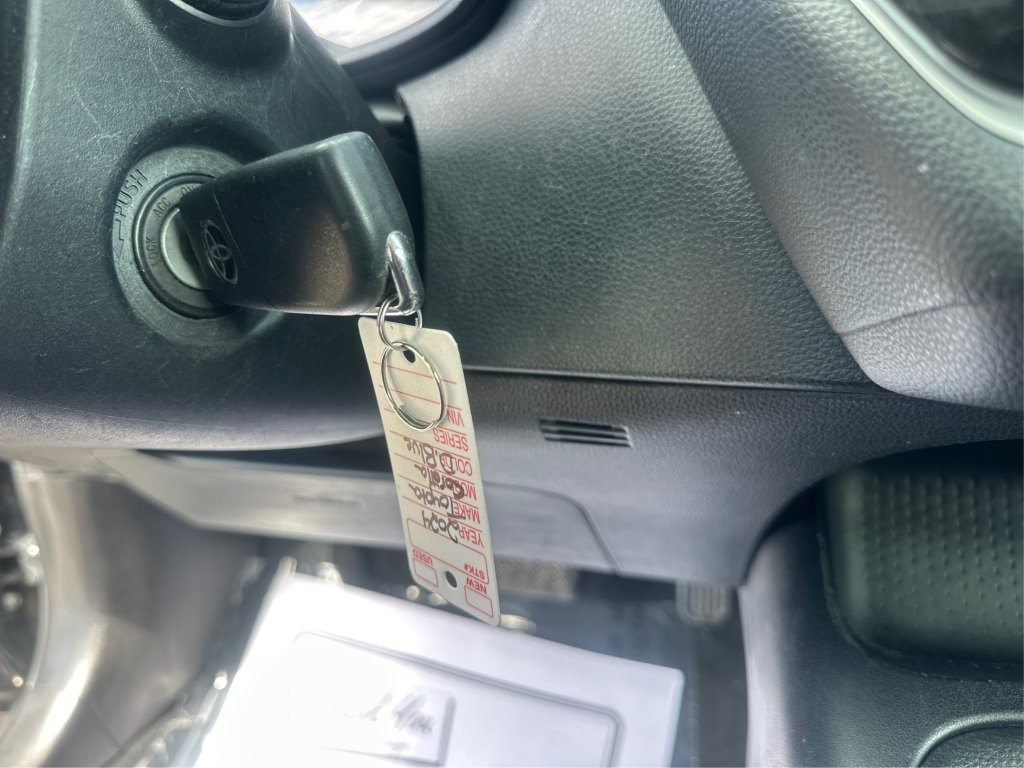 Used 2024 Toyota Corolla LE FWD image 33