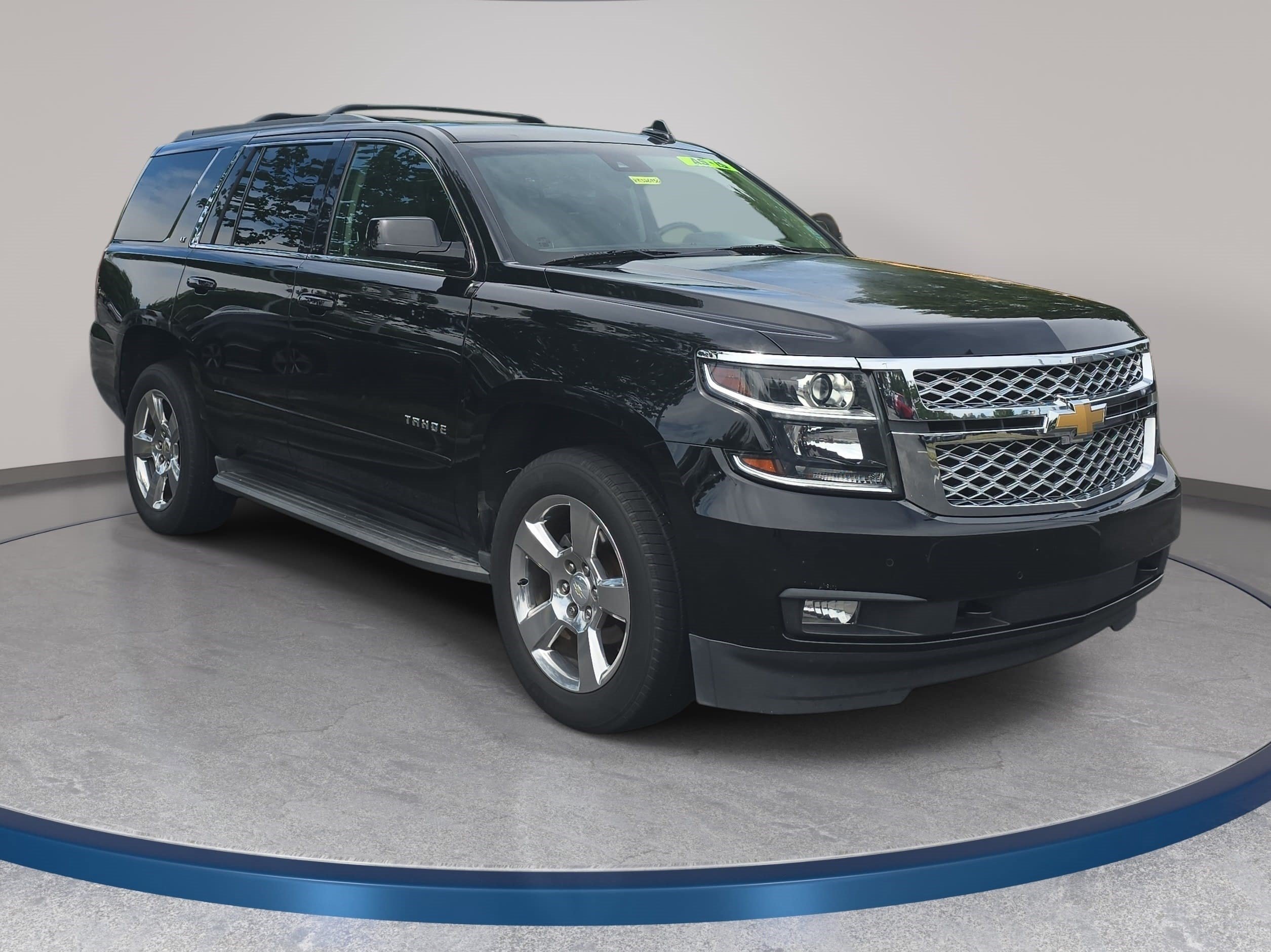 Used 2017 Chevrolet Tahoe LT AWD/4WD image 3