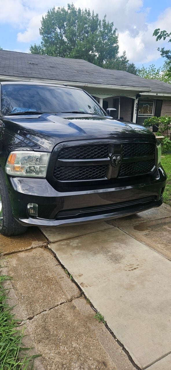 Used 2016 RAM 1500 Express RWD image 10