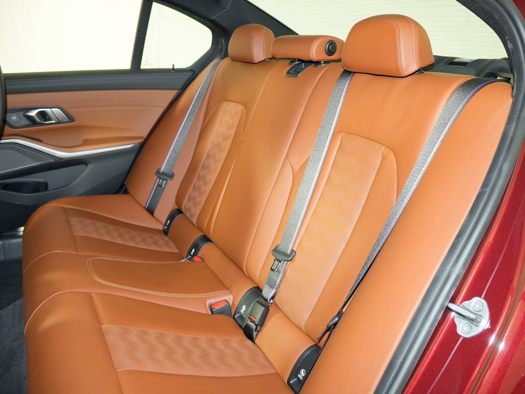 Used 2025 BMW M3 w/ Executive Package RWD image 43
