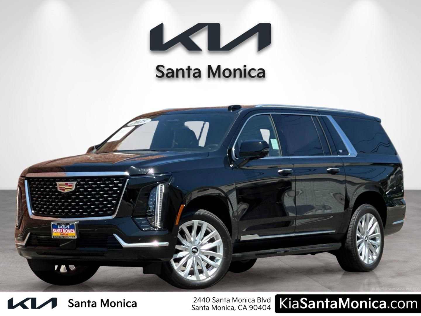 Used 2025 Cadillac Escalade ESV Luxury image 1
