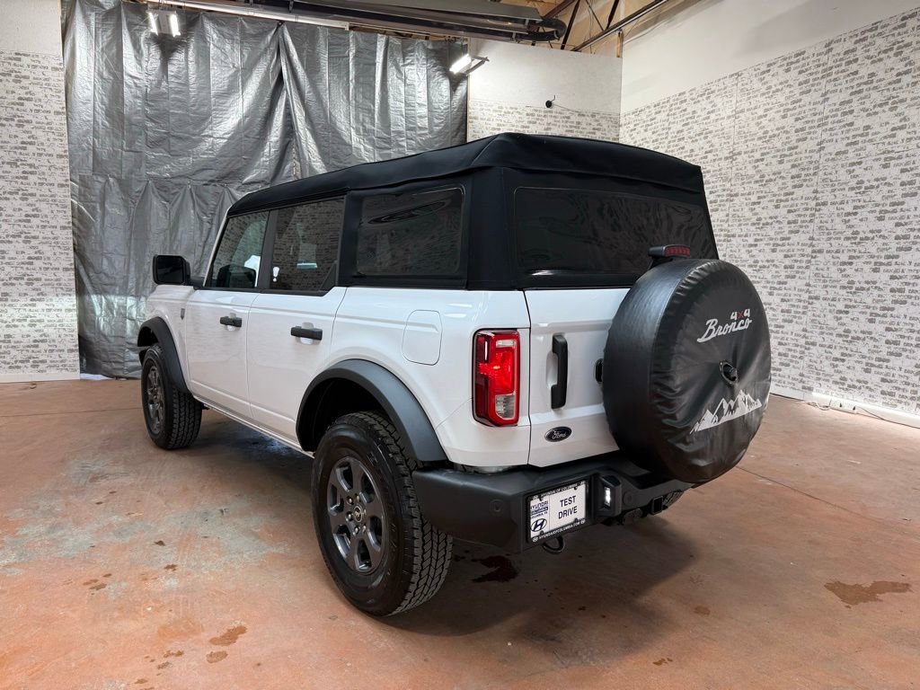 Used 2024 Ford Bronco Big Bend image 5