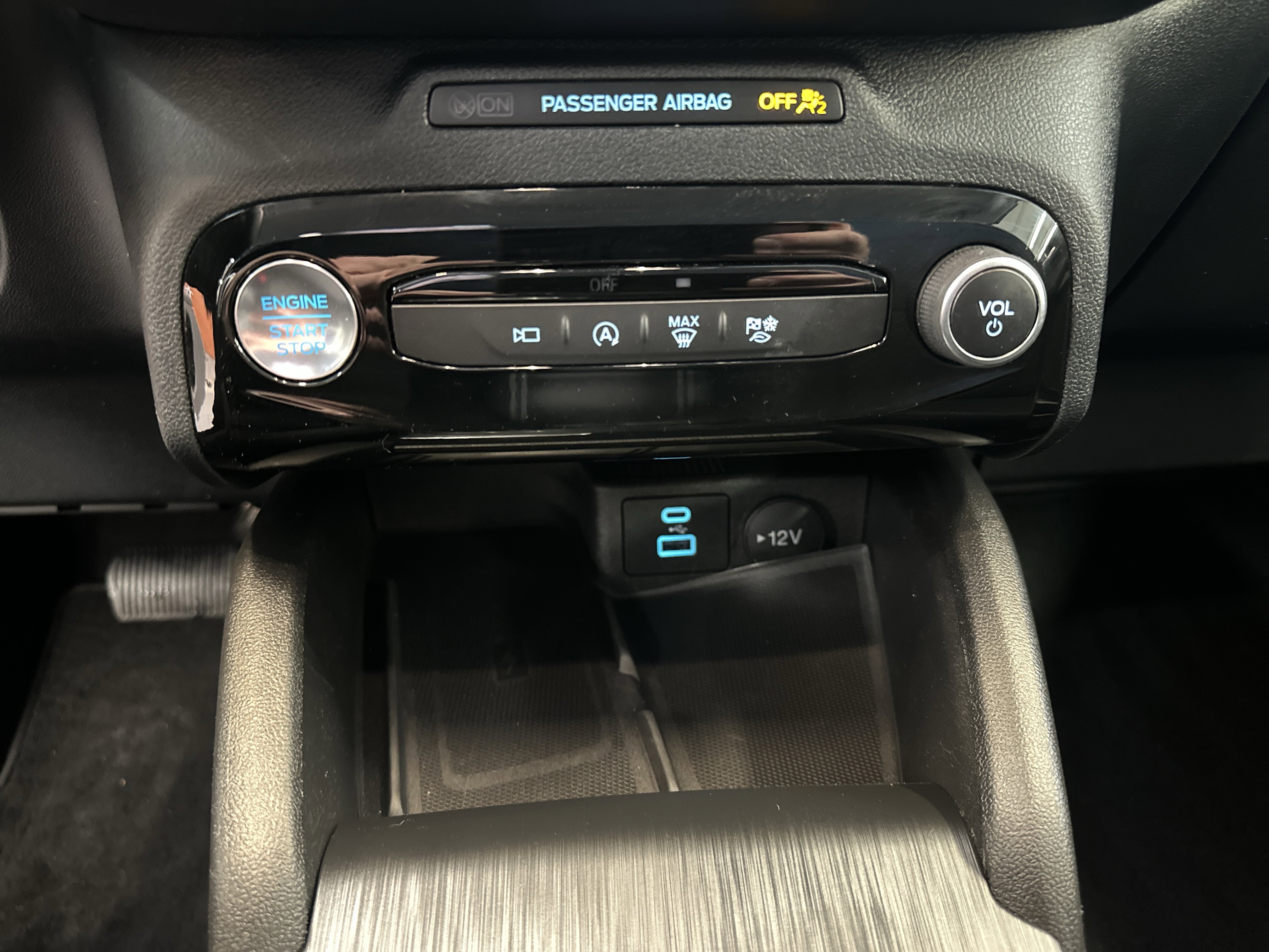 Used 2023 Ford Escape Active w/ Tech Pack #2 image 32