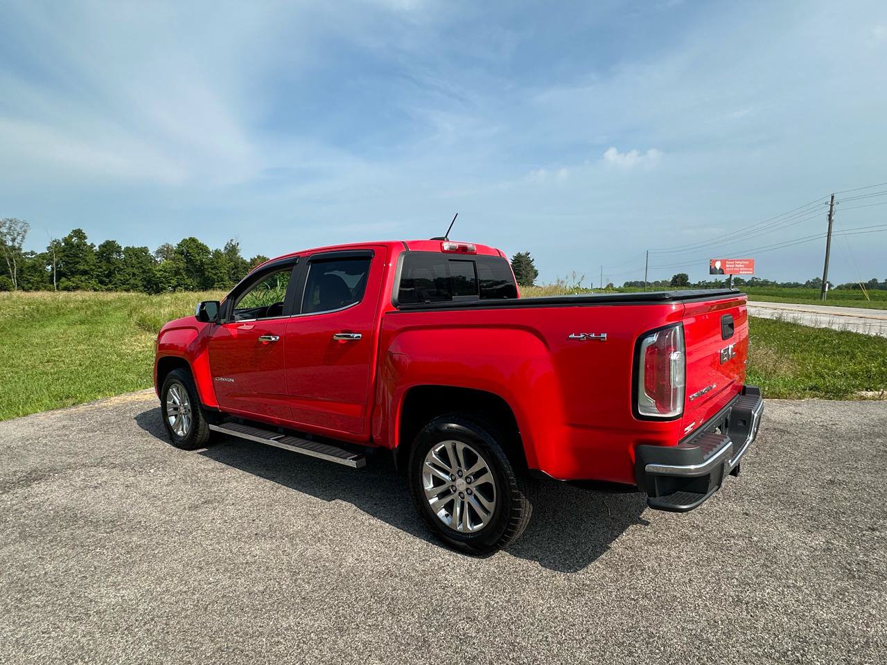 Used 2020 GMC Canyon SLT w/ Driver Alert Package AWD/4WD image 5