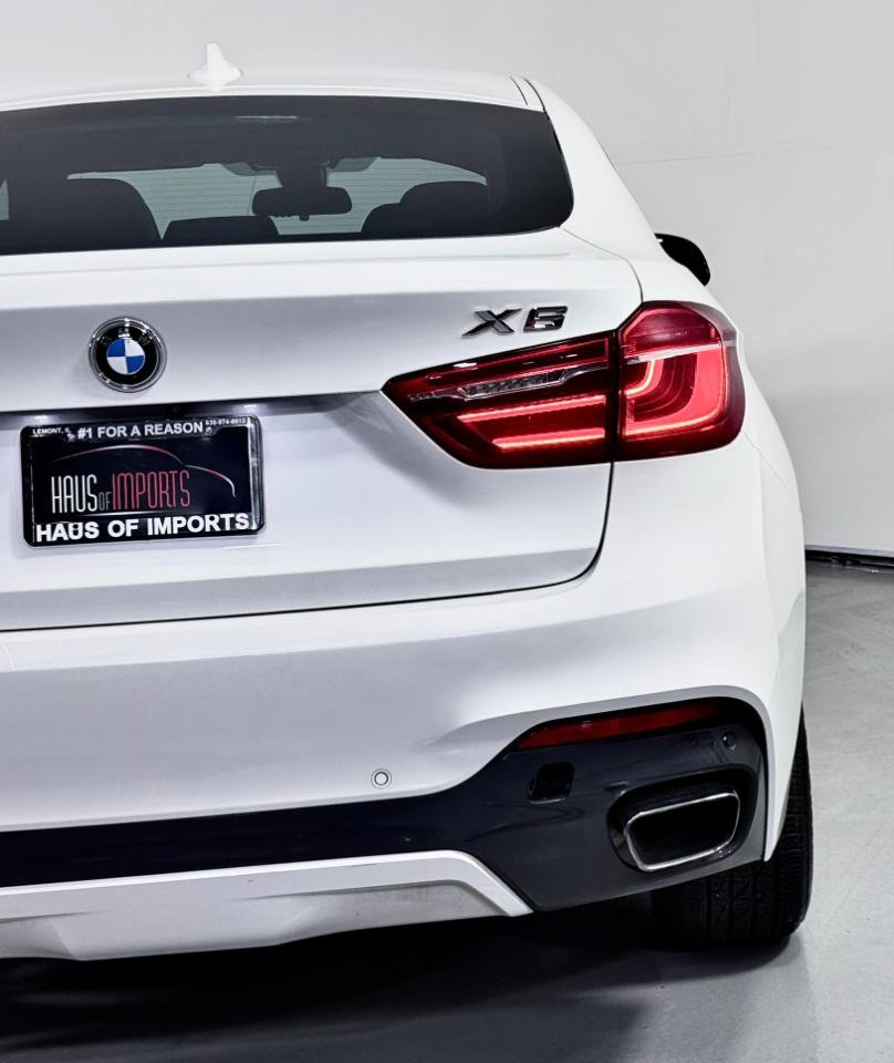 Used 2019 BMW X6 xDrive50i w/ M Sport Package image 14
