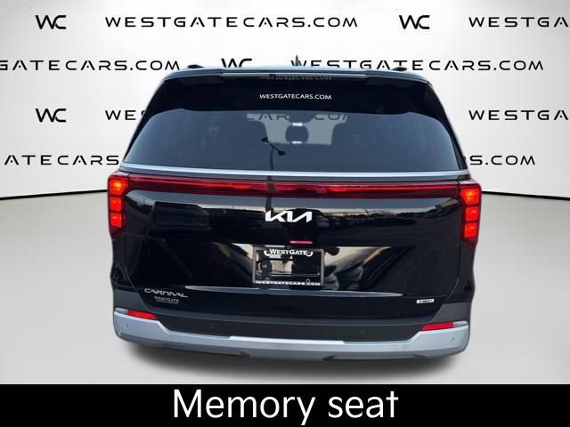 Certified 2026 Kia Carnival EX image 10