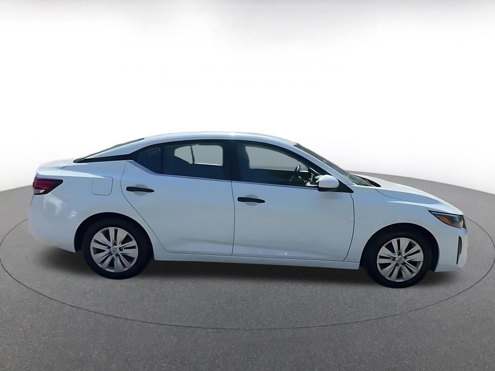 Used 2025 Nissan Sentra S FWD image 16