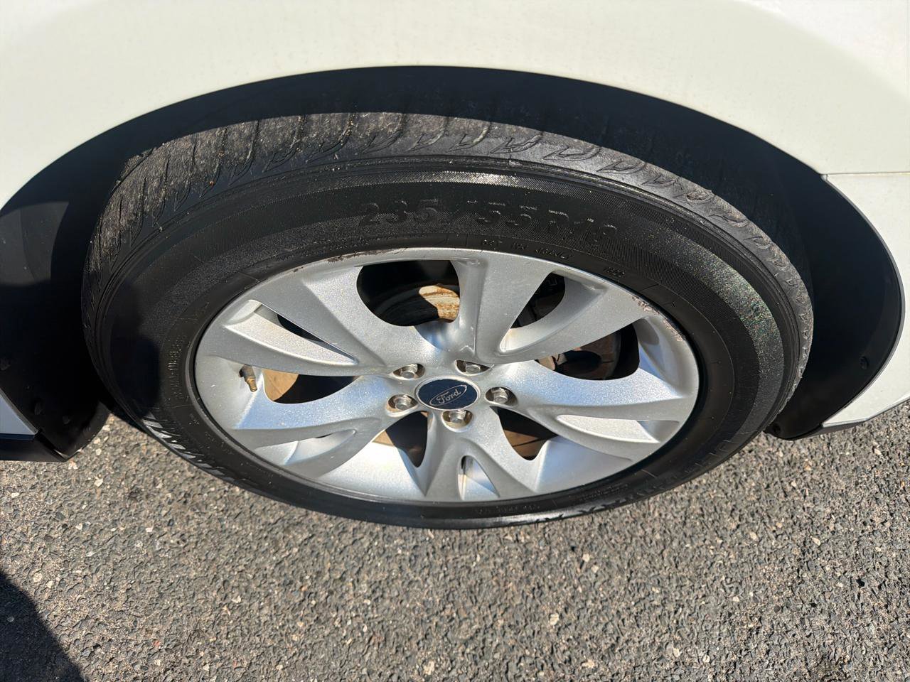 Used 2012 Ford Taurus SEL image 4