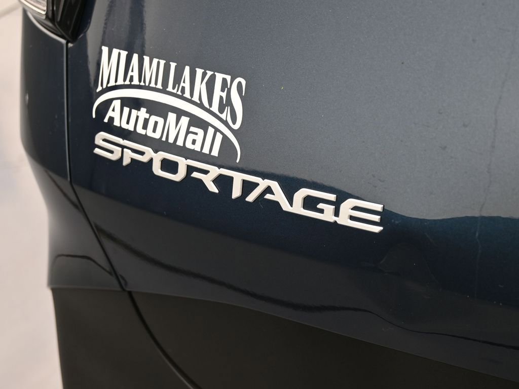 Used 2025 Kia Sportage EX w/ EX Premium Package image 34
