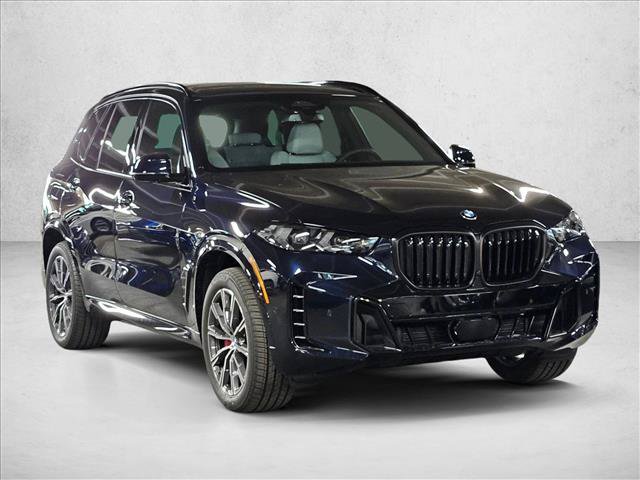 New 2026 BMW X5 sDrive40i w/ M Sport Package RWD image 3