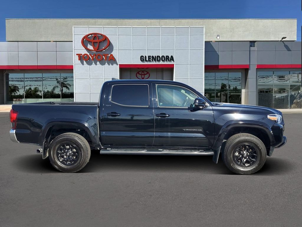 Certified 2022 Toyota Tacoma SR5 image 2