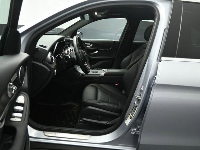 Used 2022 Mercedes-Benz GLC 300 4MATIC image 10