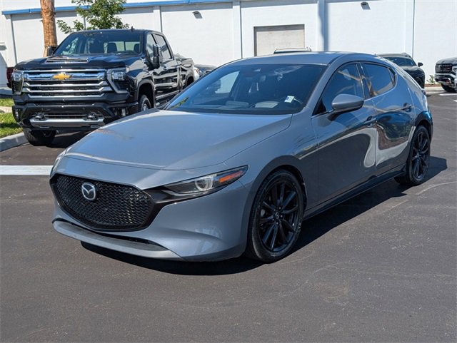 Used 2019 MAZDA MAZDA3 Hatchback w/ Premium Package image 4