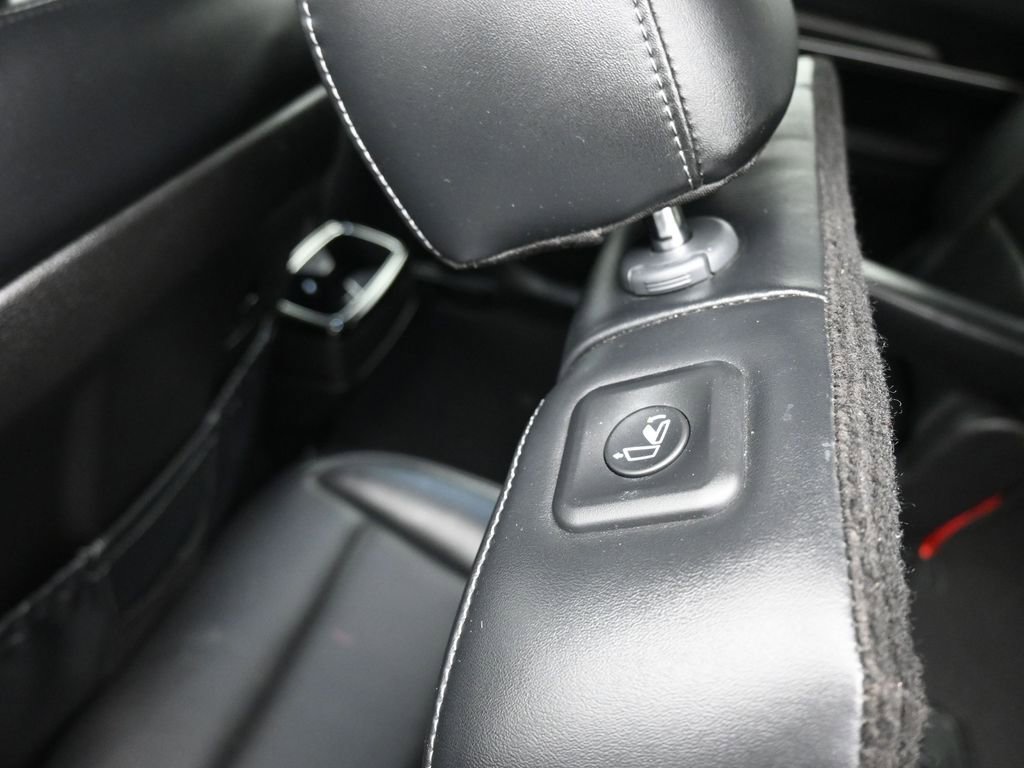 Used 2022 Kia Telluride S image 36