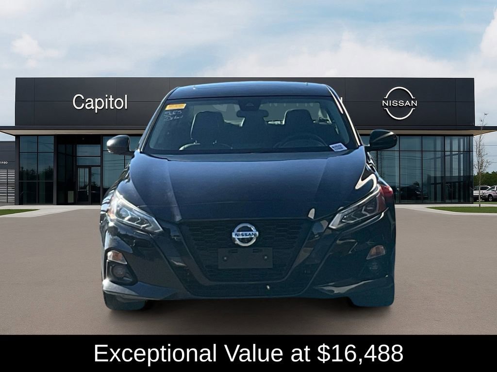 Used 2022 Nissan Altima 2.5 SR w/ Midnight Edition Package image 2
