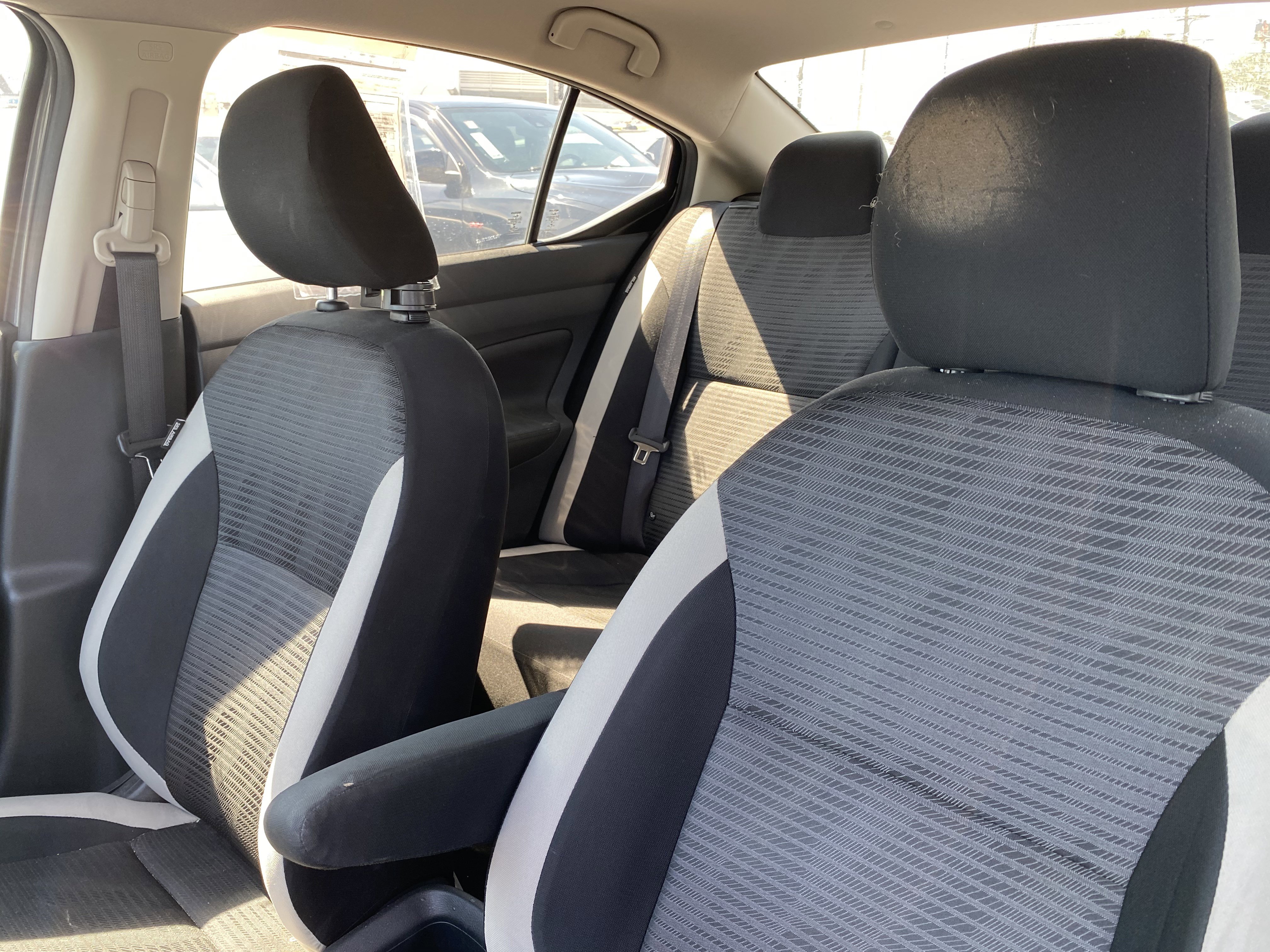 Used 2020 Nissan Versa SV FWD image 17