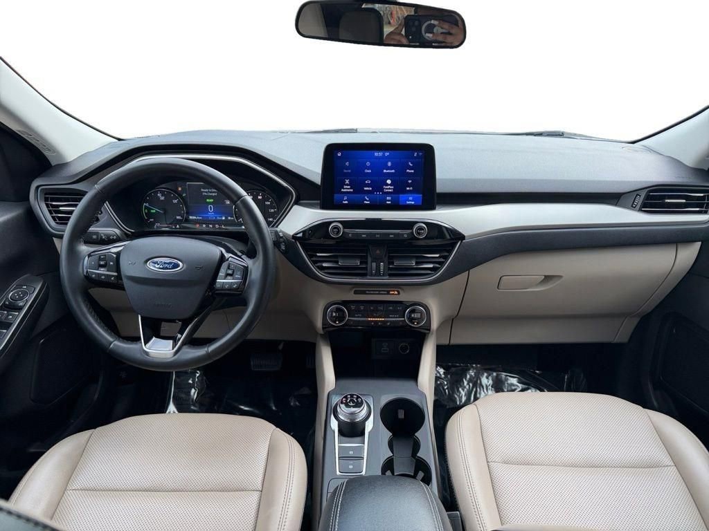 Used 2021 Ford Escape SEL w/ Class II Trailer Tow Package image 17