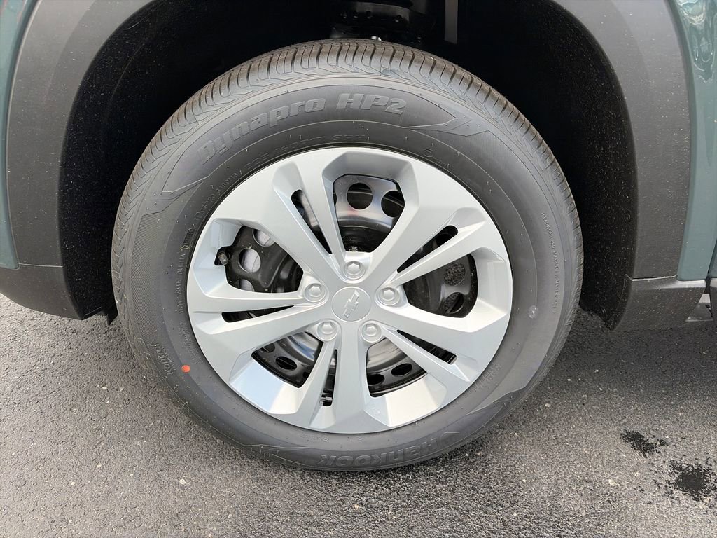 New 2026 Chevrolet Trax LS FWD image 23