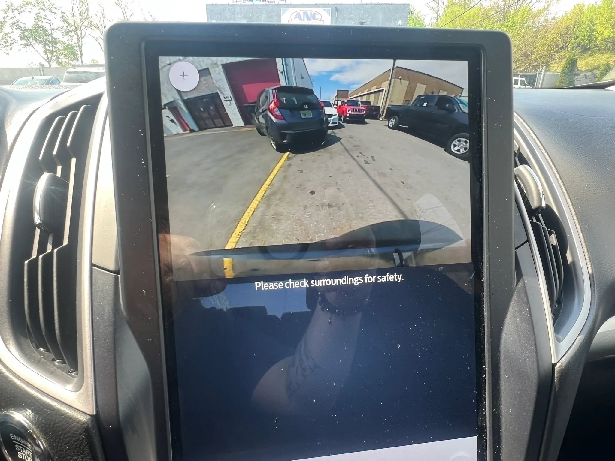Used 2023 Ford Edge SE AWD/4WD image 26