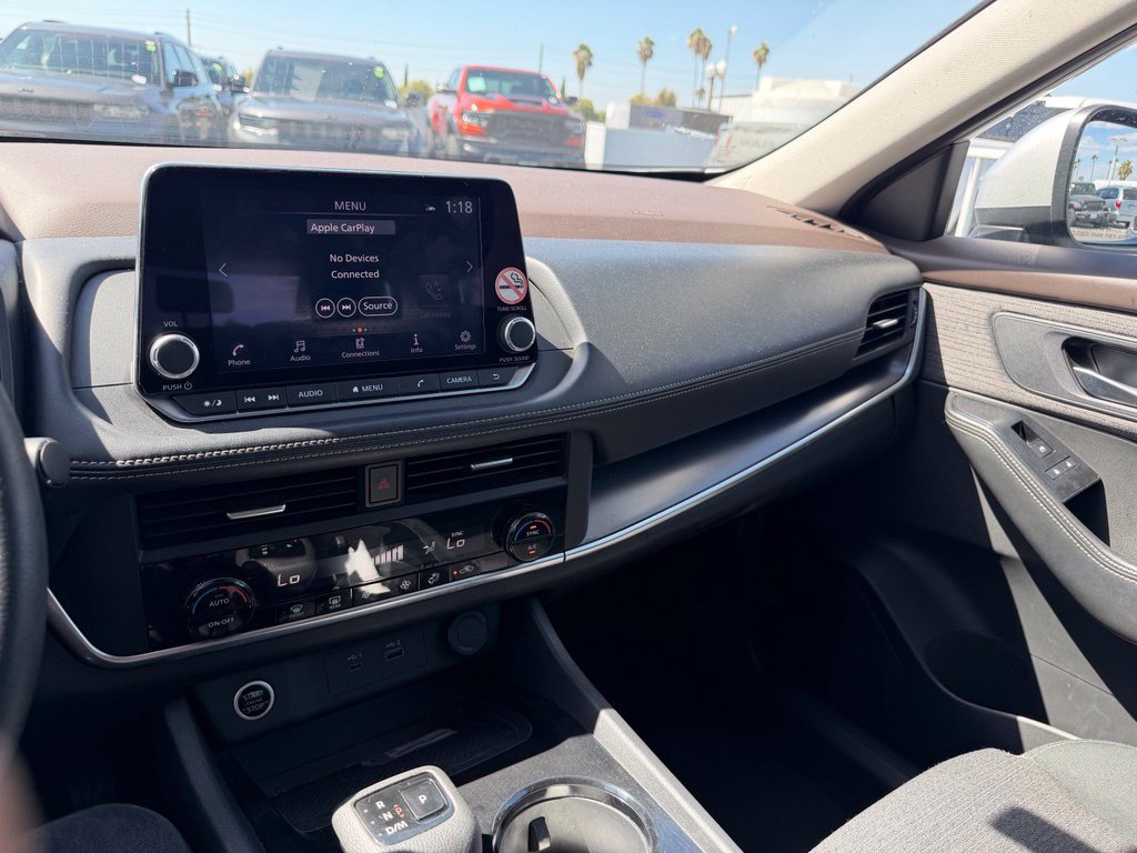 Used 2023 Nissan Rogue SV AWD/4WD image 10