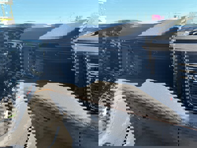 Used 2025 GMC Sierra 2500 AT4 w/ AT4 Premium Plus Package image 37