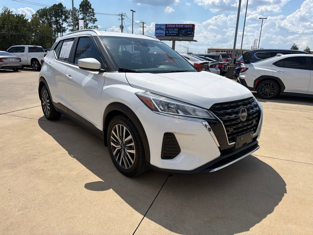 Used 2023 Nissan Kicks SV