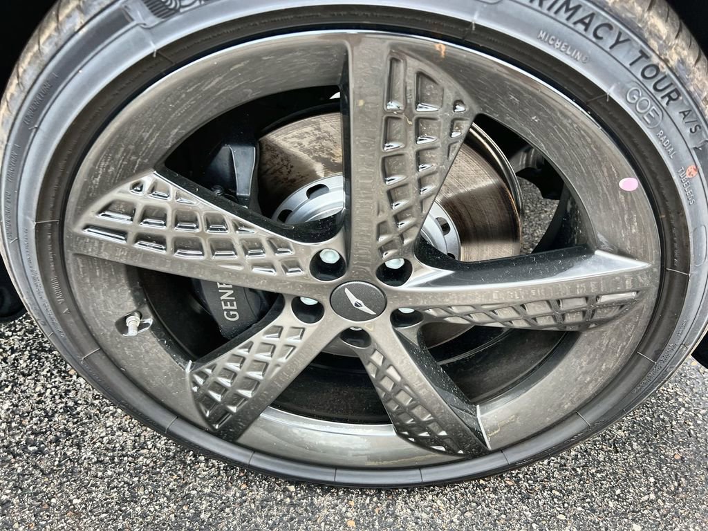 Used 2025 Genesis GV70 3.5T Sport w/ Sport Advanced Package image 13