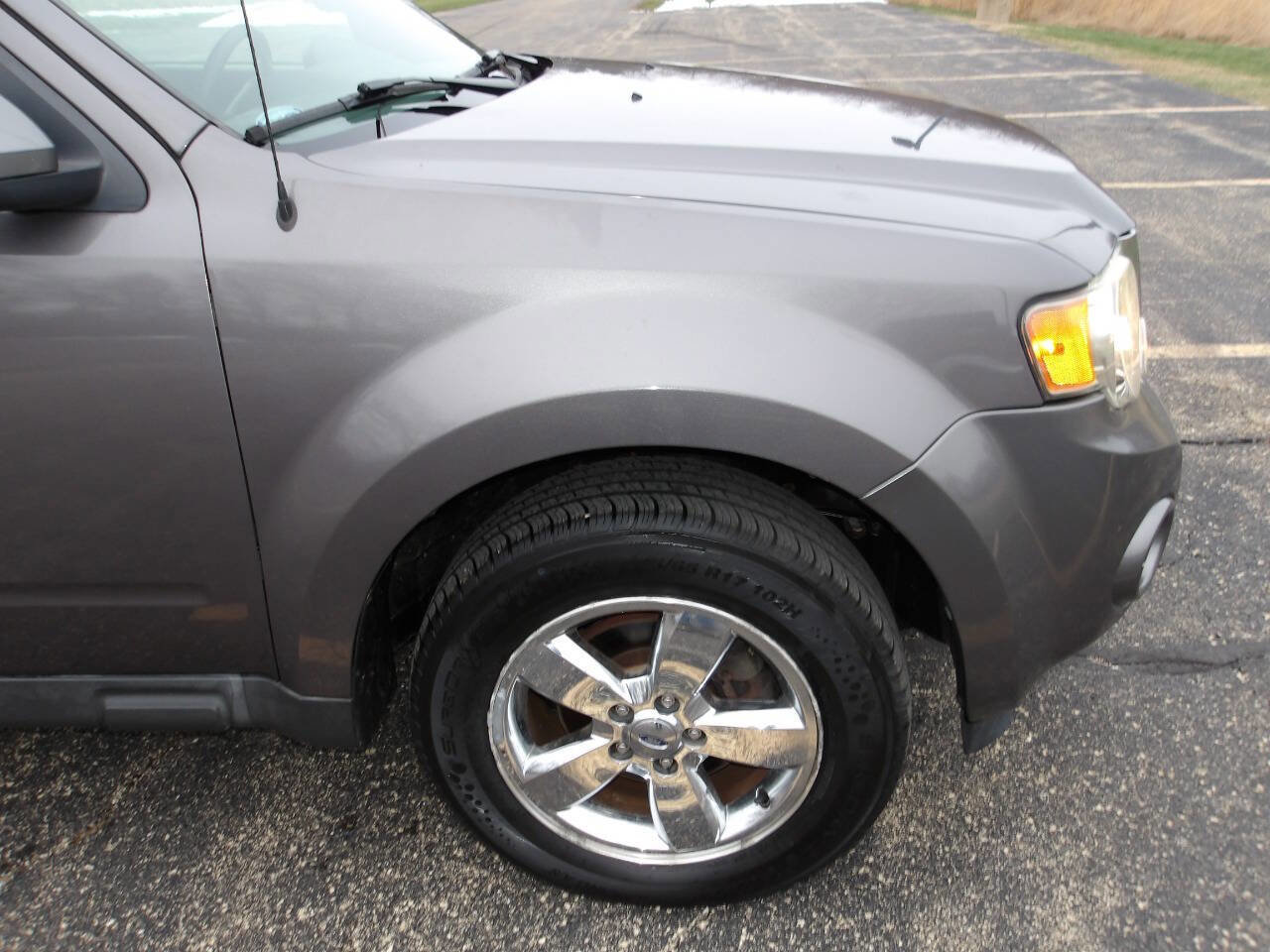 Used 2011 Ford Escape Limited image 30