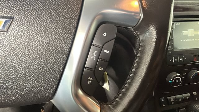 Used 2017 Chevrolet Traverse LT w/ Style and Technology Package AWD/4WD image 16
