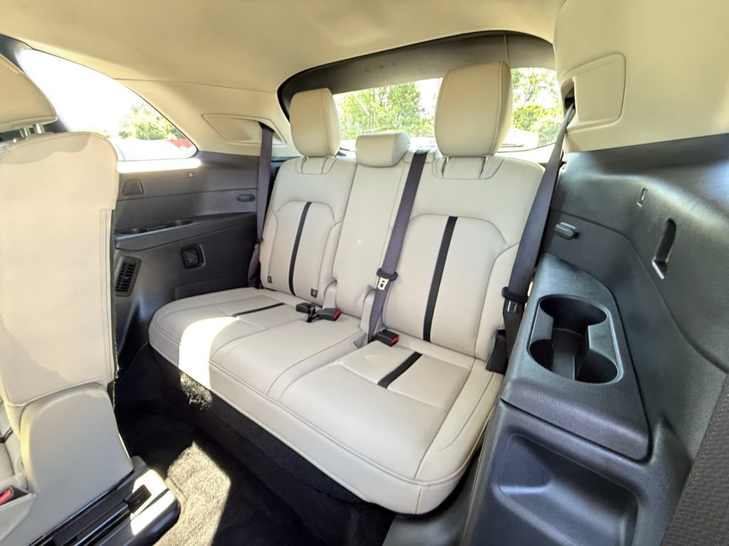 Used 2024 MAZDA CX-90 Plug-In Hybrid w/ Preferred AWD/4WD image 26