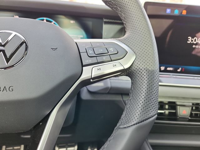 New 2026 Volkswagen Tiguan SE R-Line image 25