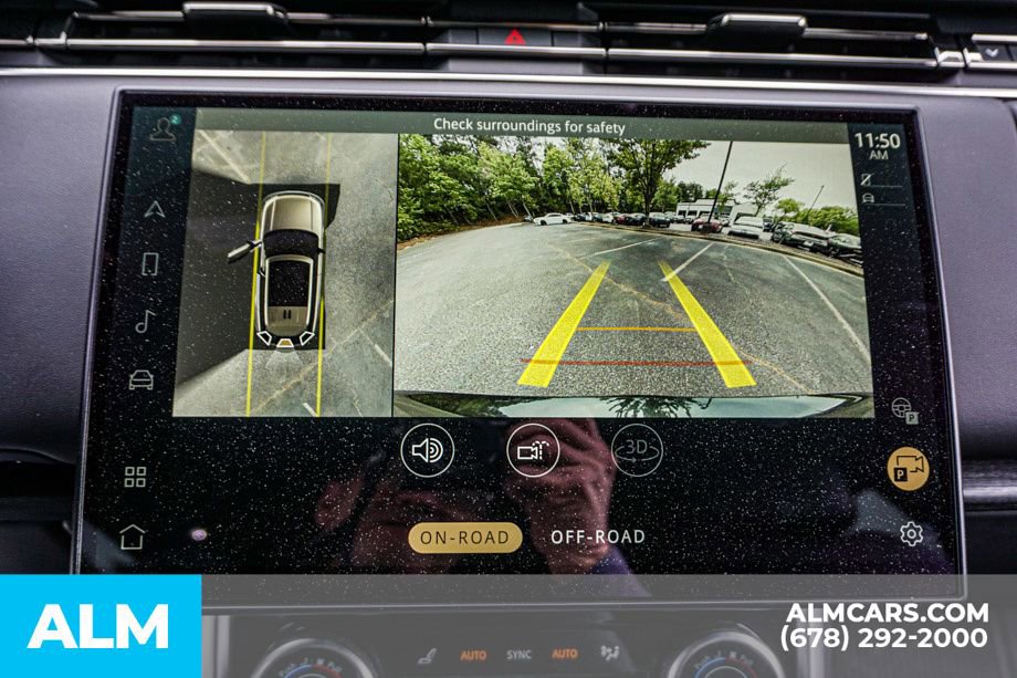 Used 2023 Land Rover Range Rover SE image 37