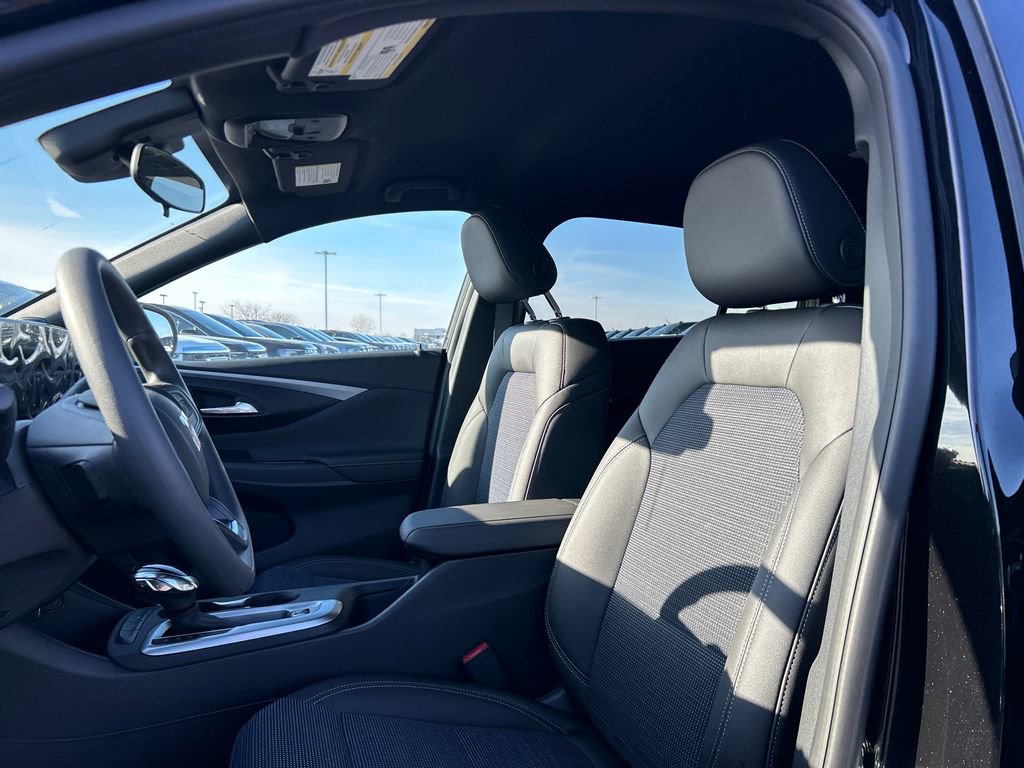 New 2026 Buick Envista Sport Touring FWD image 17
