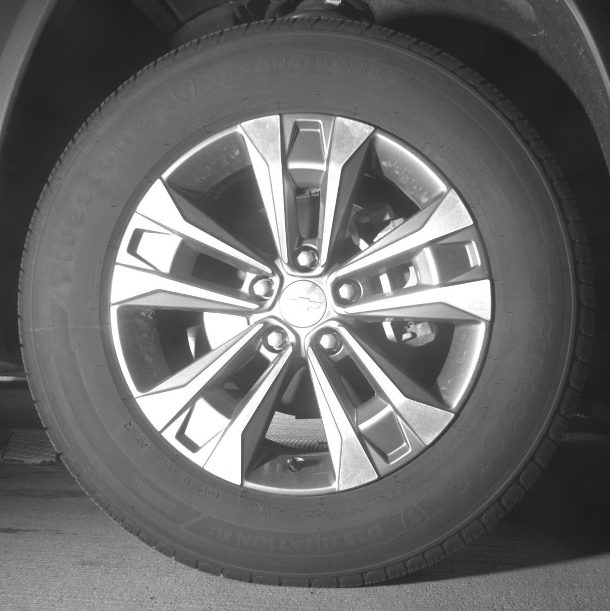 Used 2025 Chevrolet Equinox LT FWD image 13
