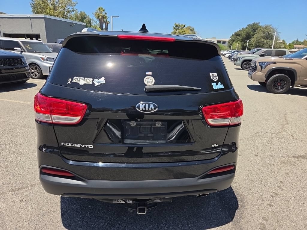 Used 2016 Kia Sorento LX FWD image 4