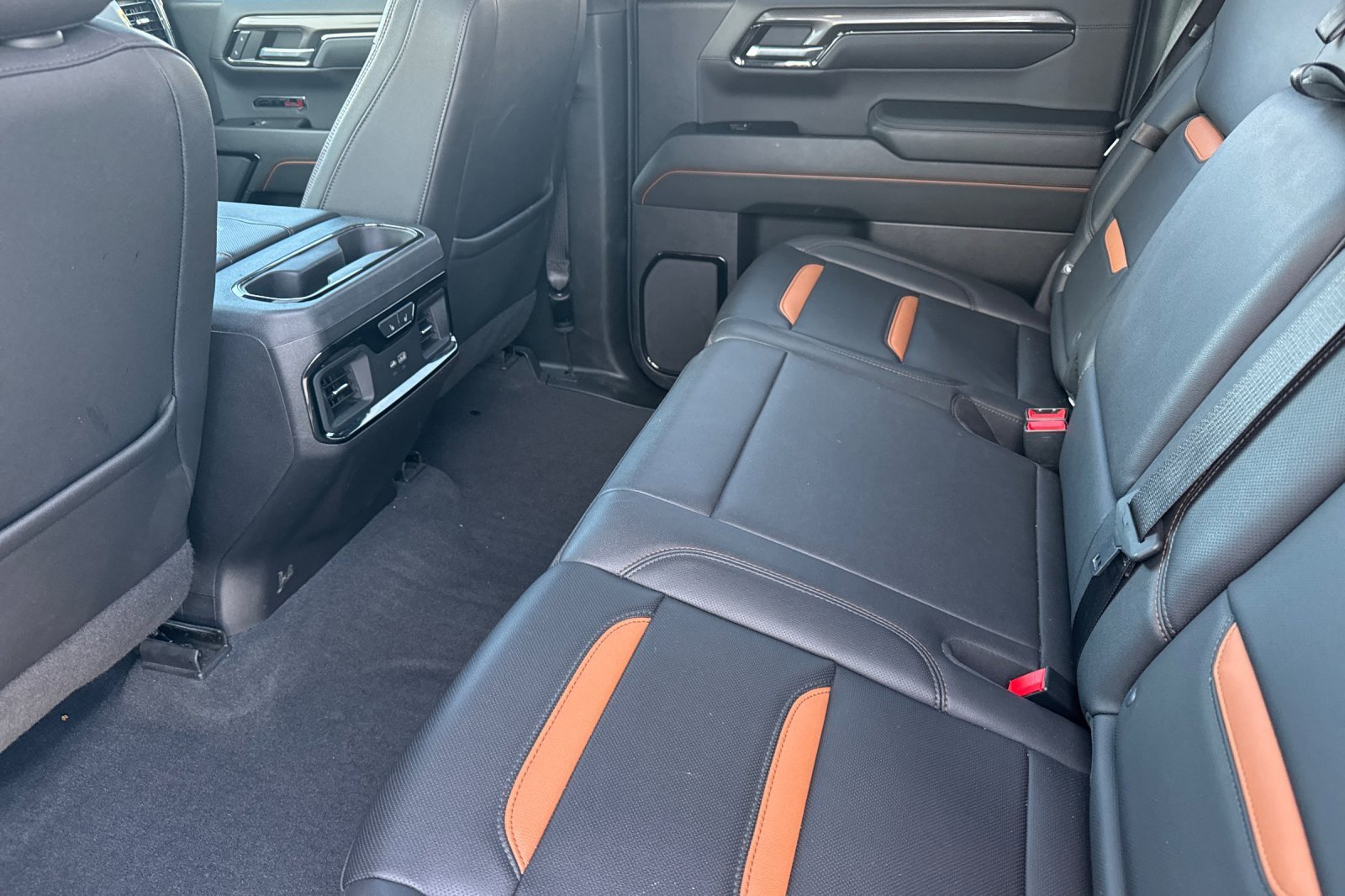 Used 2022 GMC Sierra 1500 AT4 w/ AT4 Premium Package image 14