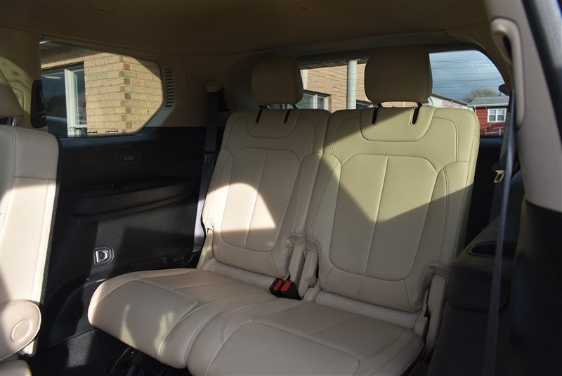 Used 2022 Jeep Grand Cherokee L Limited AWD/4WD image 33