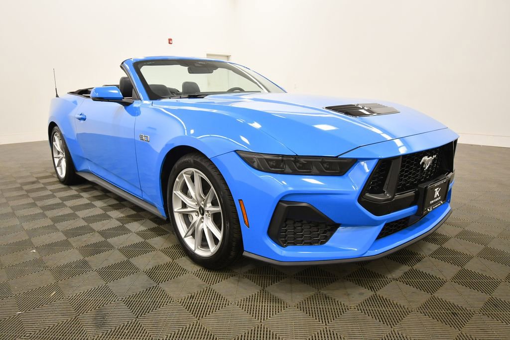 Used 2025 Ford Mustang GT Premium image 10